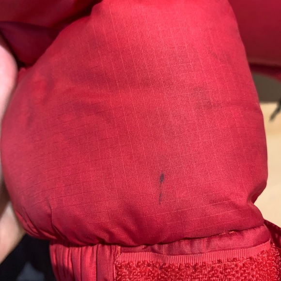 NORTH FACE Red Down Jacket - Picture 6 of 7